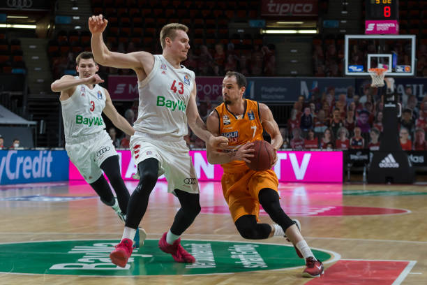 联赛整体的 联赛整体的